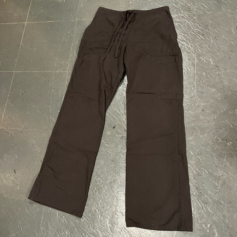 Women’s Cargo Scrub Pants